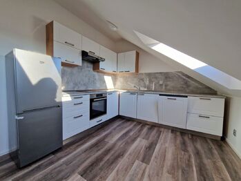 Pronájem bytu 2+1 v osobním vlastnictví 55 m², Beroun