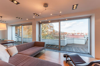 Obývací pokoj - Prodej bytu 4+kk v osobním vlastnictví 178 m², Praha 1 - Nové Město