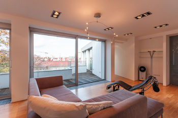 Obývací pokoj - Prodej bytu 4+kk v osobním vlastnictví 178 m², Praha 1 - Nové Město