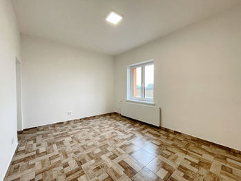 Pronájem bytu 2+kk v osobním vlastnictví 70 m², Lety