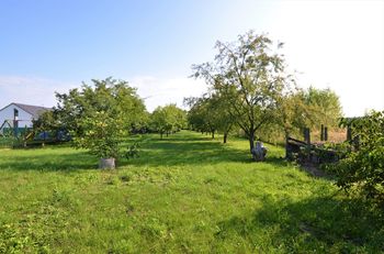 Prodej pozemku 1346 m², Křelov-Břuchotín