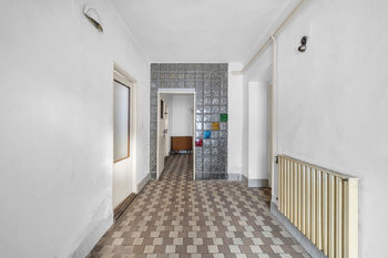 Rodinný dům Vlásenka - chodba - Prodej domu 142 m², Česká Metuje