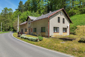 Rodinný dům Vlásenka - pohled na dům - Prodej domu 142 m², Česká Metuje 