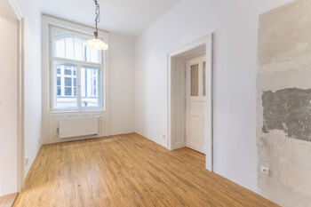 Prodej bytu 3+kk v osobním vlastnictví 69 m², Praha 1 - Staré Město