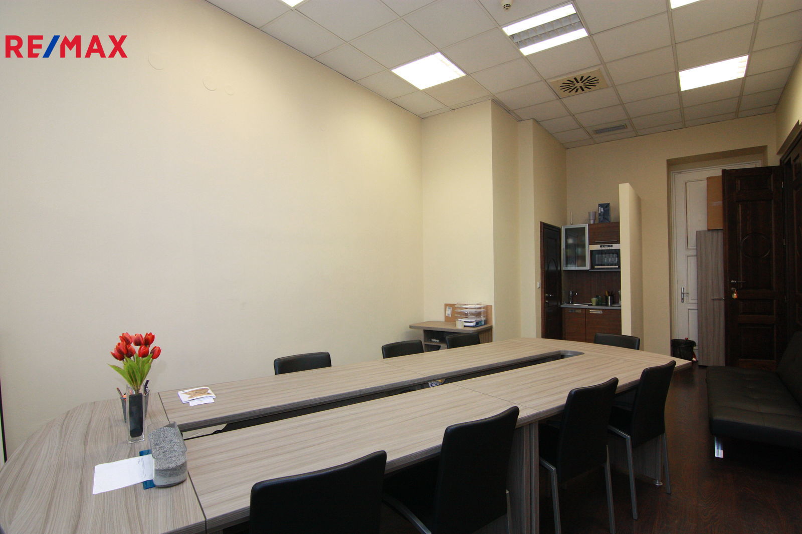 Pronájem komerčního prostoru (kanceláře), 32 m2, Kolín