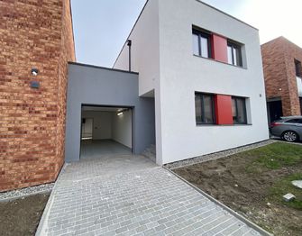 Prodej domu 285 m², Praha 8 - Ďáblice