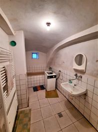 koupelna - Prodej zemědělského objektu 770 m², Písečné