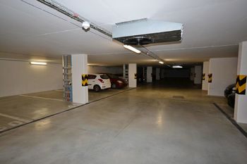 Prodej garážového stání 18 m², Brno