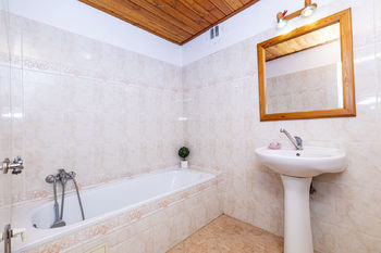 Koupelna - Prodej domu 191 m², Roudnice nad Labem