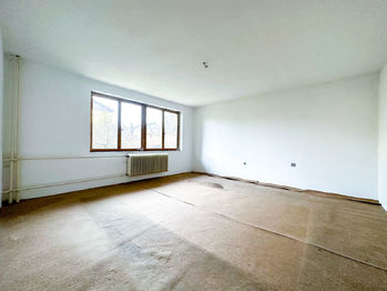 obývací pokoj v přízemí - Prodej domu 283 m², Rožmitál pod Třemšínem
