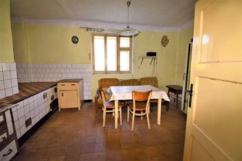 Kuchyně - Prodej domu 150 m², Bernartice