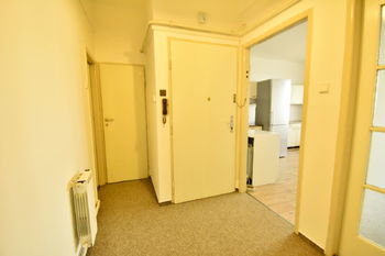 Prodej bytu 2+kk v osobním vlastnictví 54 m², Hradec Králové