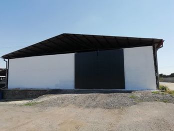 Pronájem garážového stání 1053 m², Hodějice