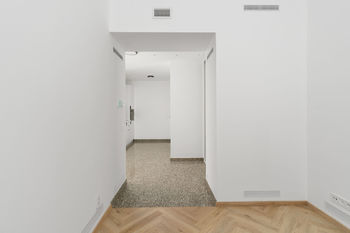 Pronájem bytu 1+kk v osobním vlastnictví 29 m², Praha 7 - Holešovice