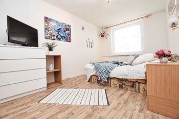Prodej bytu 3+1 v osobním vlastnictví 65 m², Vroutek