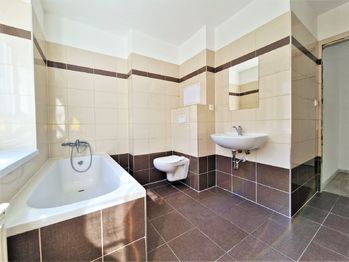 Prodej bytu 3+kk v osobním vlastnictví 72 m², Milovice