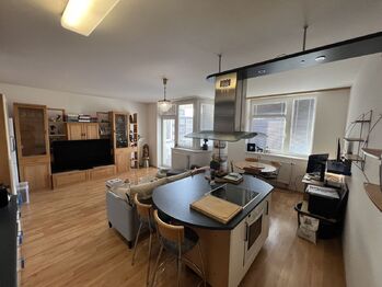 Pronájem bytu 3+kk v osobním vlastnictví 81 m², Praha 5 - Hlubočepy