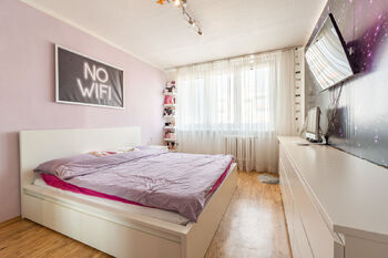 Pronájem bytu 3+1 v osobním vlastnictví 80 m², Praha 6 - Řepy