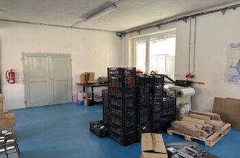 Pronájem výrobních prostor 148 m², Lišov
