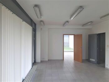 Pronájem kancelářských prostor 86 m², Praha 9 - Prosek