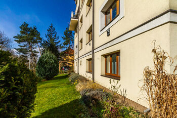 Prodej bytu 2+1 v osobním vlastnictví 62 m², Praha 4 - Modřany