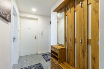 Prodej bytu 2+1 v osobním vlastnictví 62 m², Praha 4 - Modřany