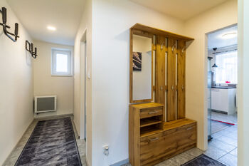 Prodej bytu 2+1 v osobním vlastnictví 62 m², Praha 4 - Modřany