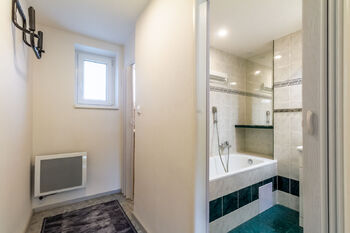 Prodej bytu 2+1 v osobním vlastnictví 62 m², Praha 4 - Modřany