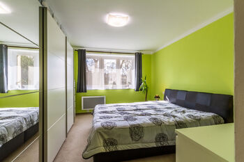 Prodej bytu 2+1 v osobním vlastnictví 62 m², Praha 4 - Modřany