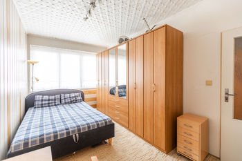 Ložnice - Prodej bytu 2+kk v osobním vlastnictví 40 m², Plaňany
