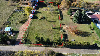 Prodej pozemku 1058 m², Nebovidy