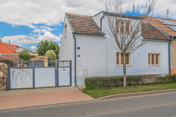 Prodej domu 120 m², Unhošť