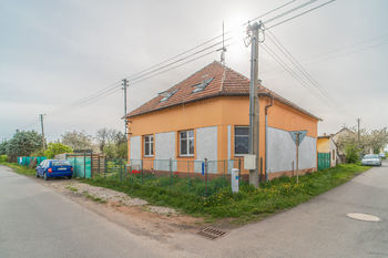 Prodej domu 191 m², Hořesedly
