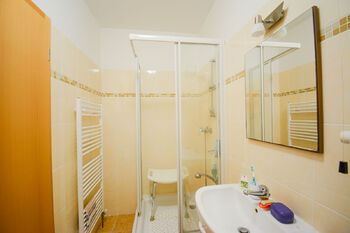 Prodej bytu 1+kk v osobním vlastnictví 45 m², Hradec Králové