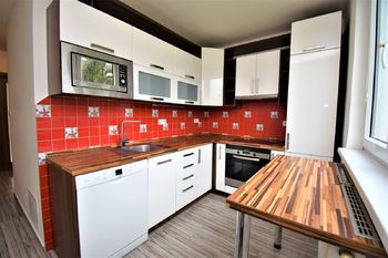 Kuchyně - Prodej bytu 3+1 v osobním vlastnictví 68 m², Horní Vltavice