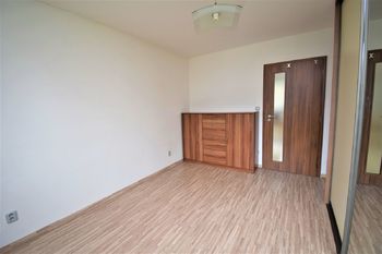 Ložnice - Prodej bytu 3+1 v osobním vlastnictví 68 m², Horní Vltavice
