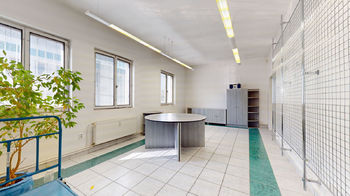 Prodej jiných prostor 1290 m², Teplice