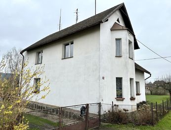 Prodej domu 236 m², Jesenice