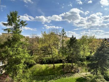 Prodej bytu 3+1 v osobním vlastnictví 78 m², Praha 10 - Strašnice