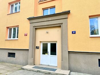 Prodej bytu 3+1 v osobním vlastnictví 78 m², Praha 10 - Strašnice