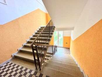 Prodej bytu 3+1 v osobním vlastnictví 78 m², Praha 10 - Strašnice