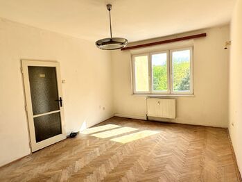 Ložnice 1 - Prodej bytu 3+1 v osobním vlastnictví 78 m², Praha 10 - Strašnice