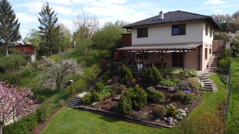 Prodej domu 117 m², Zadní Třebaň