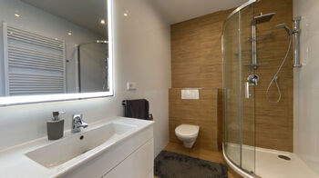 Prodej domu 117 m², Zadní Třebaň