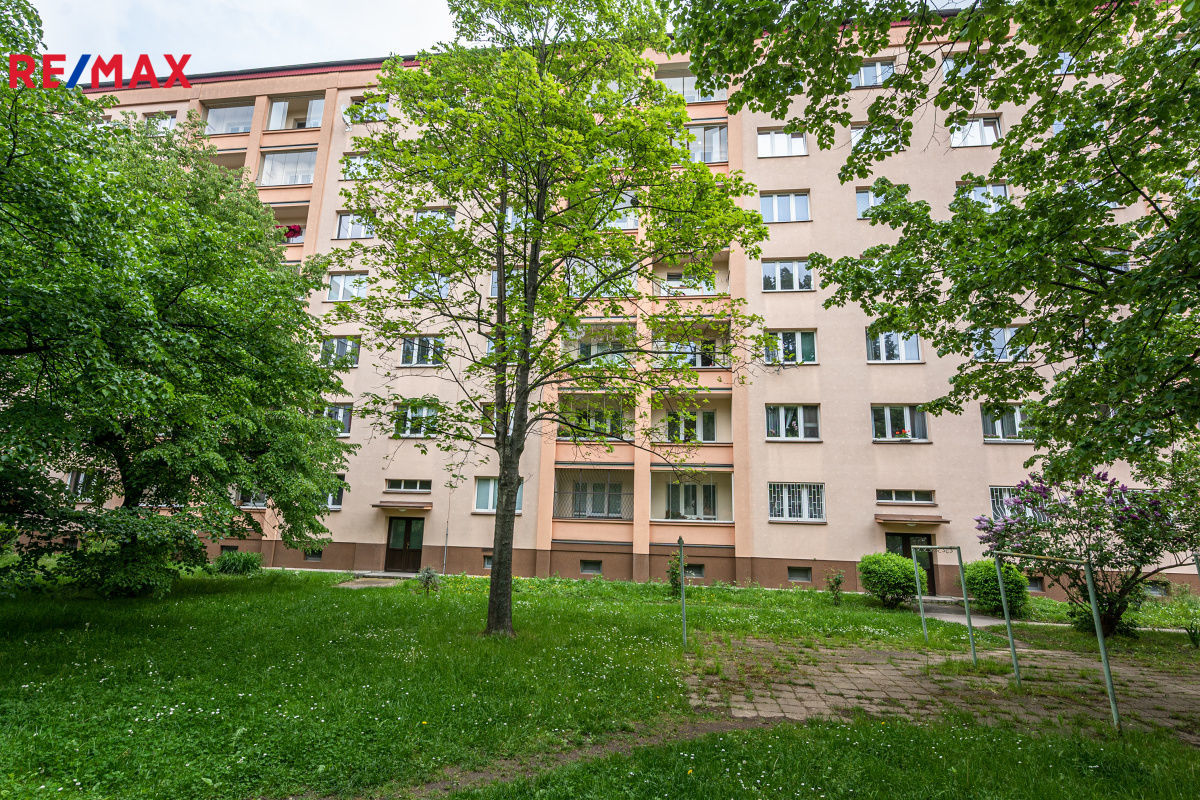 Prodej bytu 3+1 v osobním vlastnictví, 52 m2, Praha 10 - Malešice