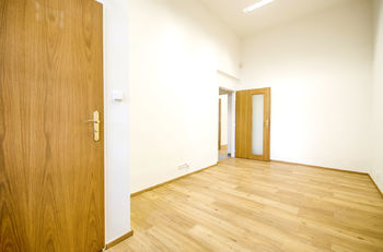 Ložnice - Prodej bytu 2+kk v osobním vlastnictví 42 m², Praha 7 - Bubeneč