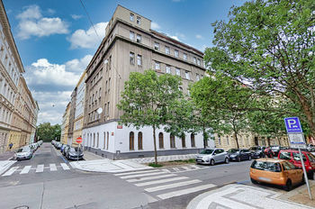 Prodej bytu 2+kk v osobním vlastnictví 42 m², Praha 7 - Bubeneč