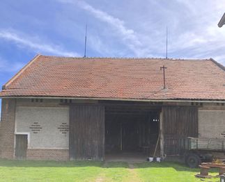 stodola - Prodej historického objektu 184 m², Jezbořice