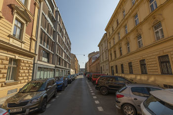 Pronájem bytu 3+kk v osobním vlastnictví 71 m², Praha 5 - Smíchov