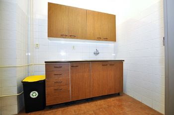 kuchyňka ... - Pronájem kancelářských prostor 25 m², Chotěboř